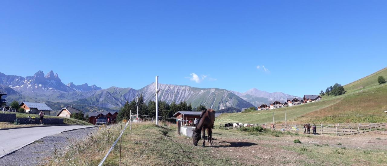 Vos Vacances A Albiez Montrond Exteriör bild